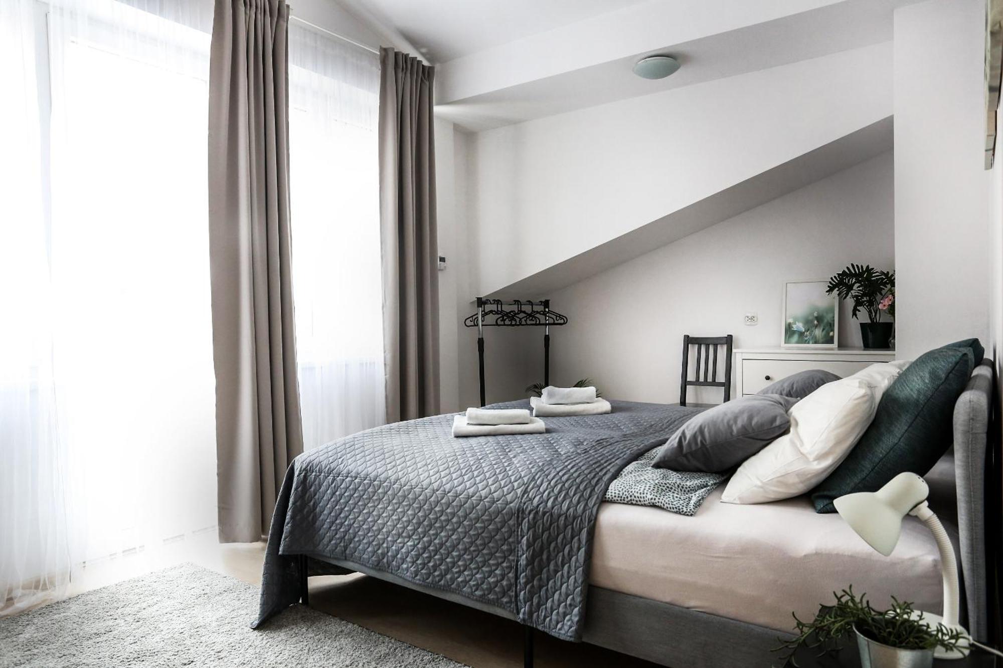 Fully-Furnished Apartment With Air Conditioning For Families, Cracow Old Town Krakow Luaran gambar