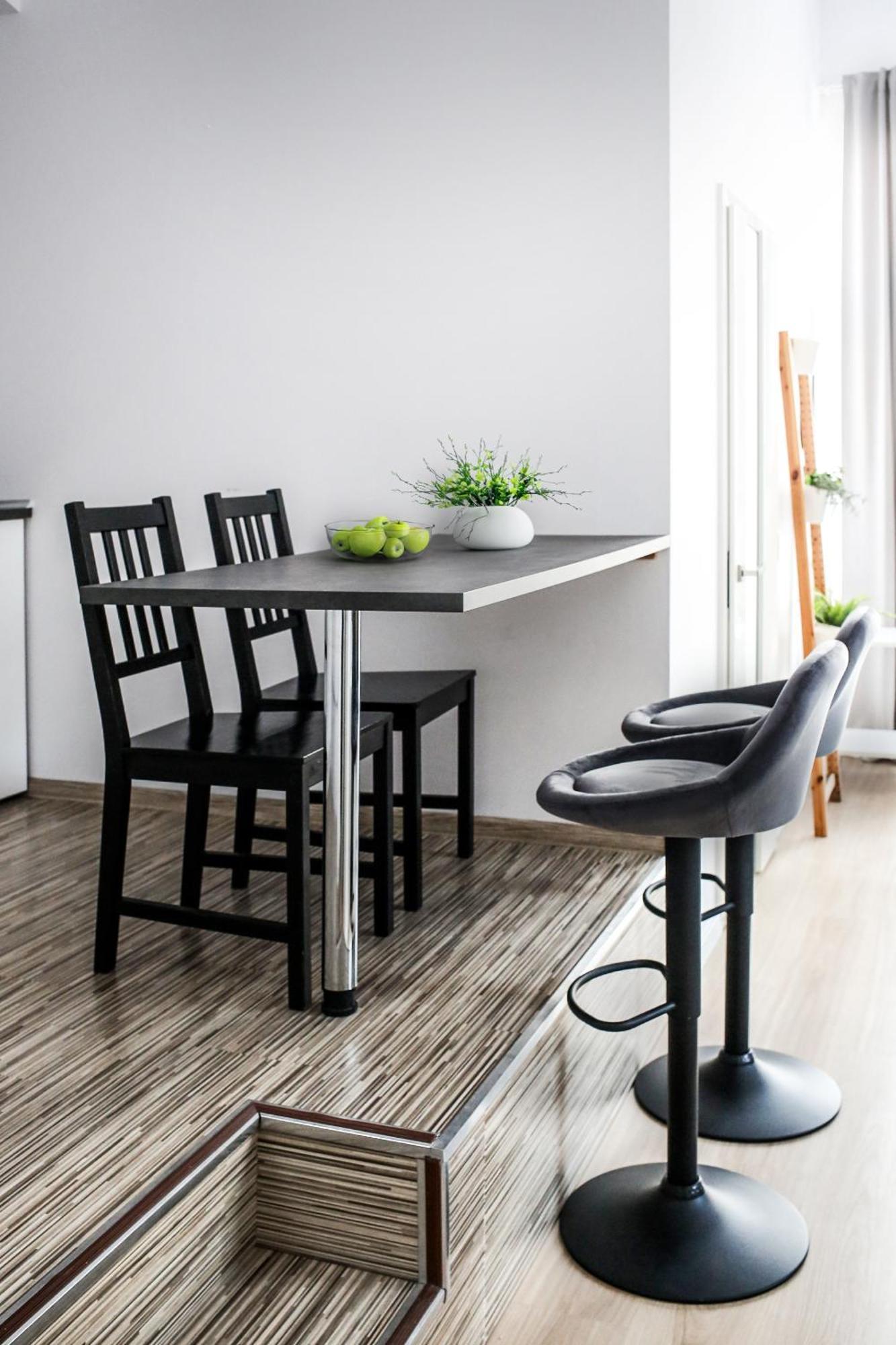 Fully-Furnished Apartment With Air Conditioning For Families, Cracow Old Town Krakow Luaran gambar